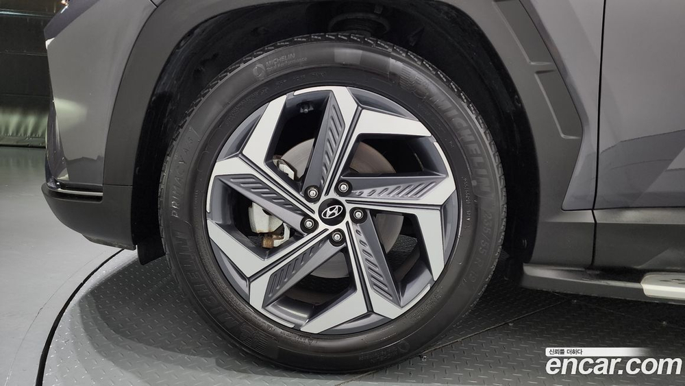 Hyundai Tucson (NX4) Бензин 1.6 Turbo 2WD (02.2021)