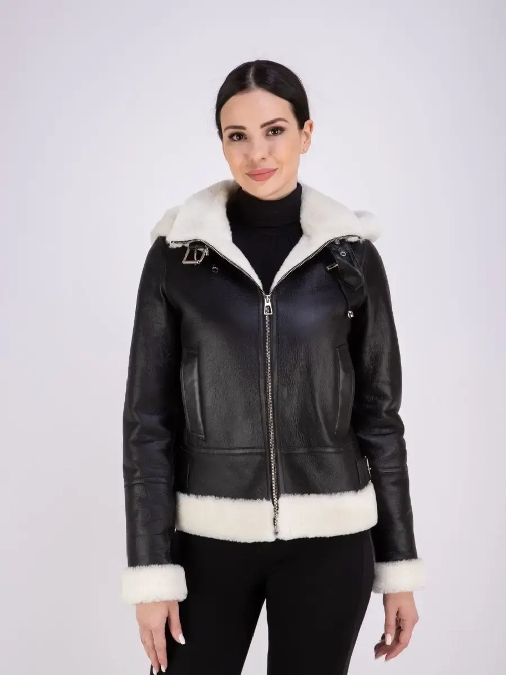 Дубленка женская натуральная короткая с капюшоном Турция