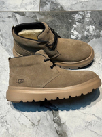 UGG