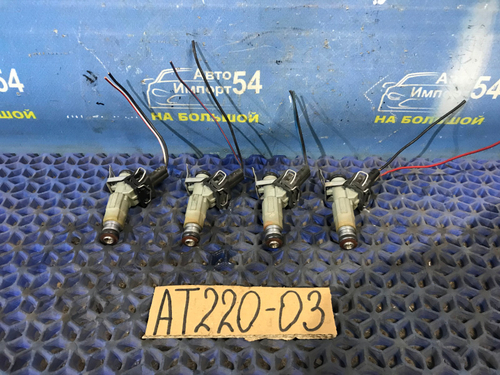 Форсунка топливная TOYOTA AVENSIS 1999