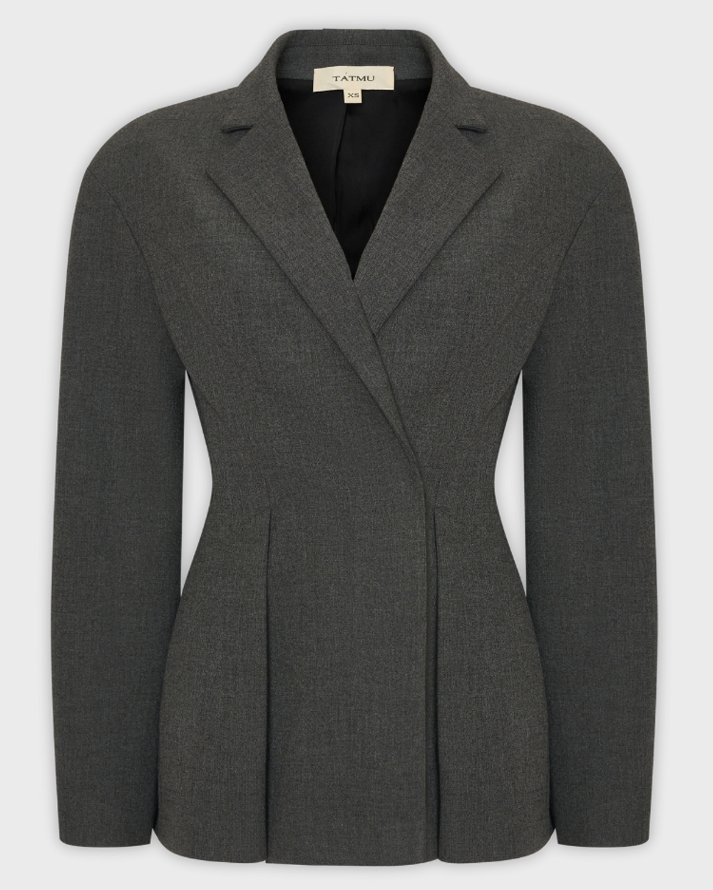 Жакет с объёмными плечами