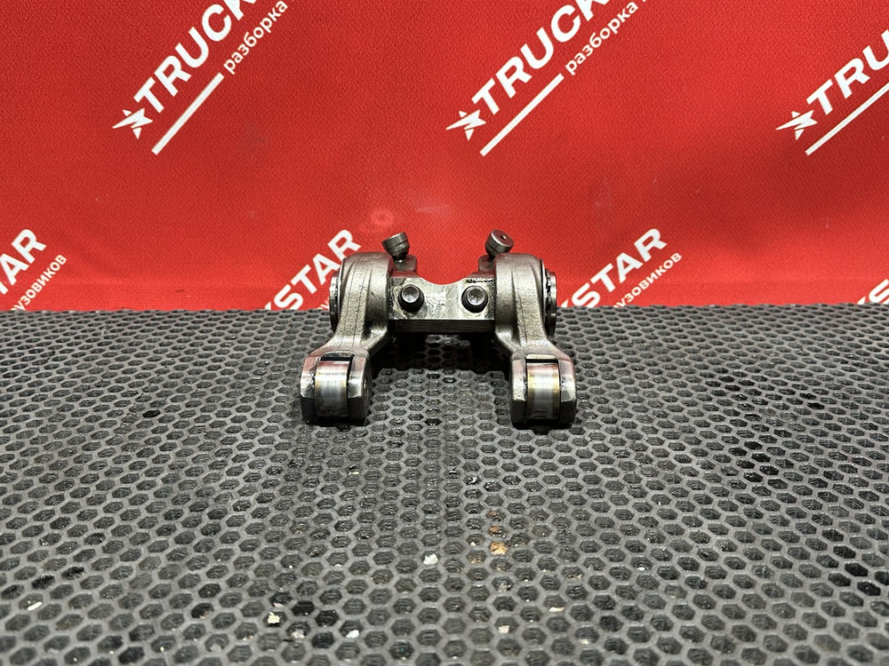 Вал рокеров