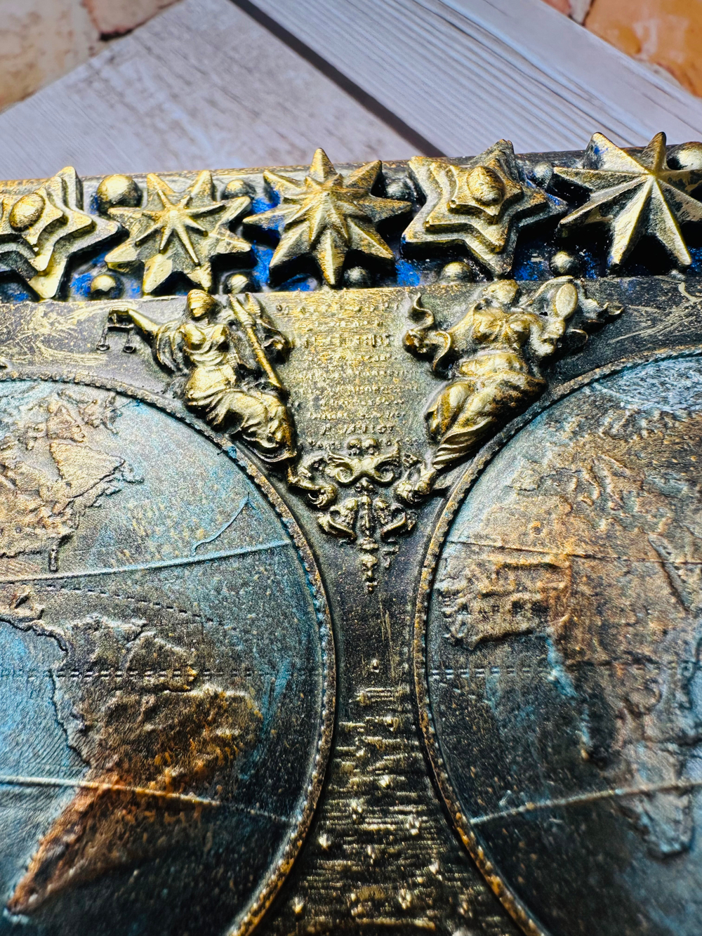 Шкатулка для очков "Наша планета" (2 секции)