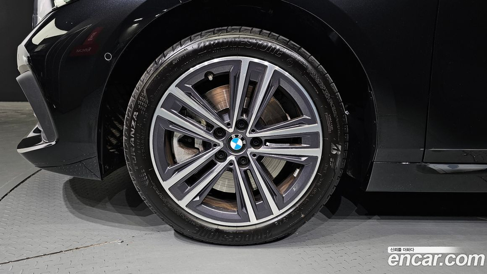 BMW 1 Series (F40) 120i Advantage (03.2022)