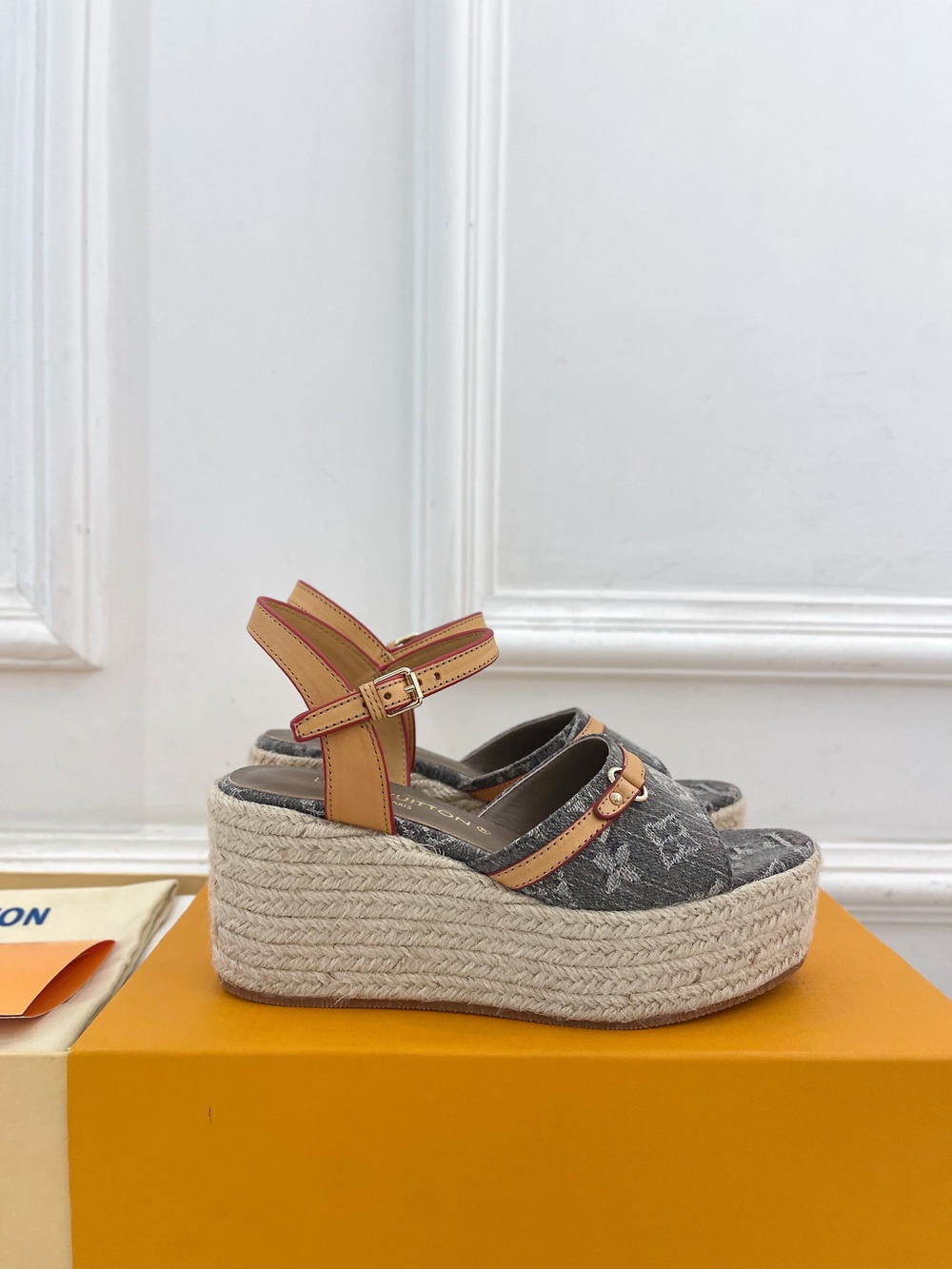 Louis Vuitton Sandal