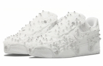 Кроссовки Swarovski X Nike Air Force 1 Lxx (Женская размерная сетка)