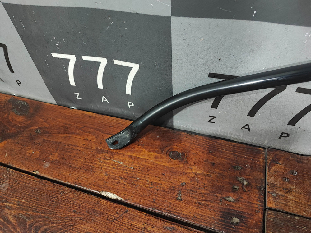 Усилитель распорка передней панели BMW X1 (F48) 14-22 Б/У Оригинал 51647434549