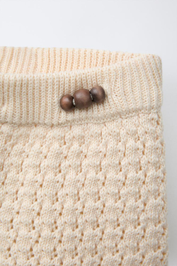 ZARA ТРИКОТАЖНЫЕ ШОРТЫ С БУСИНАМИ, ЭКРЮ