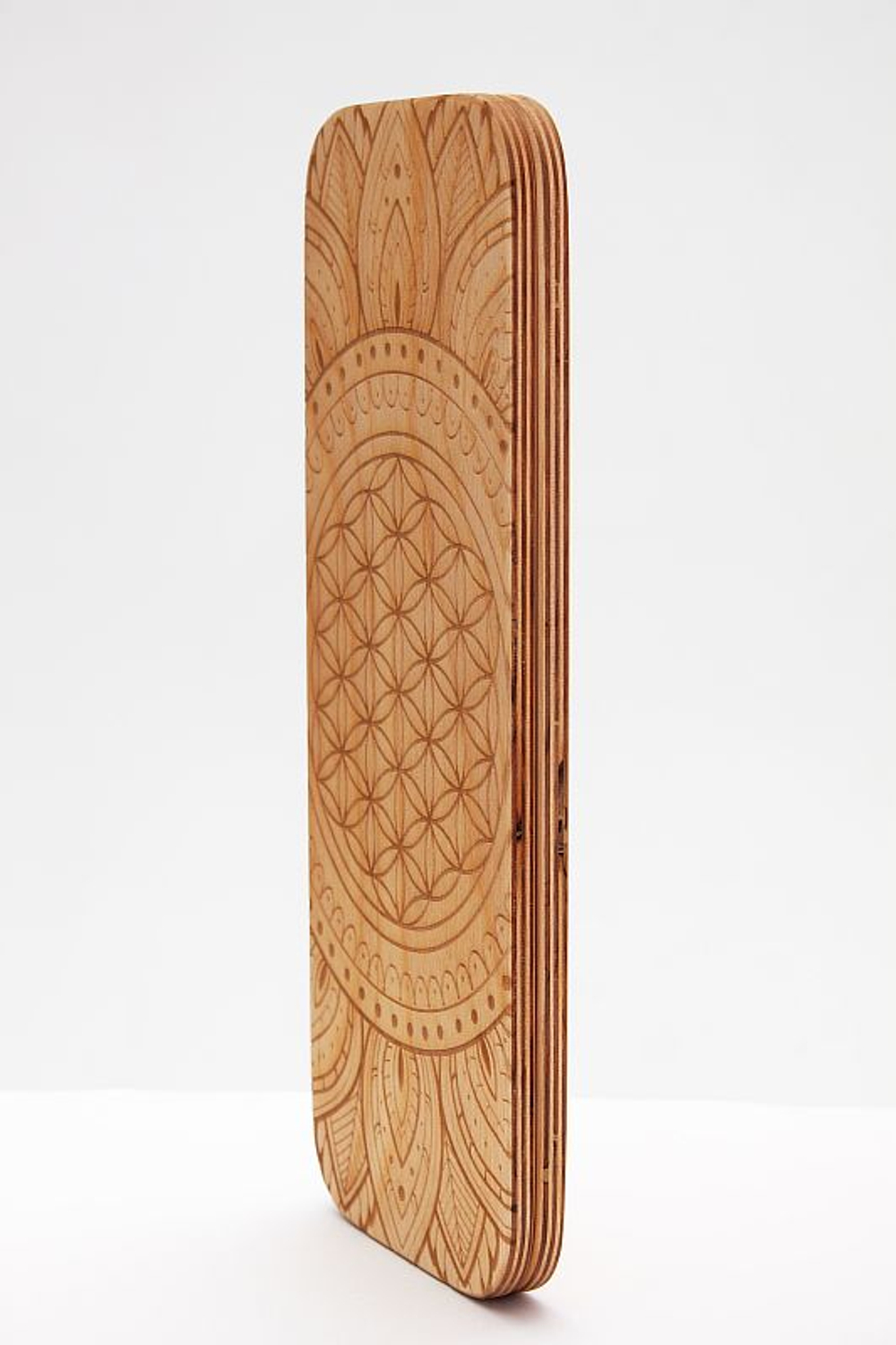 Доска садху Ом на мандале медные гвозди