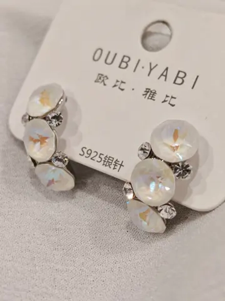 Серьги Oubi Yabi «Лунные кристаллы» Silver
