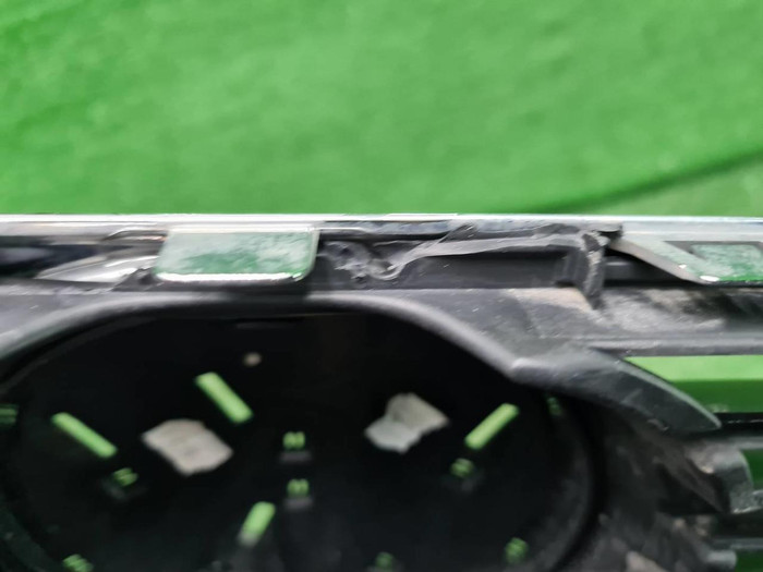 Решетка радиатора Multivan T6 (2015-2020)