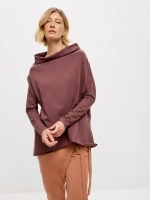 Лонгслив оверсайз с вырезом лодочка