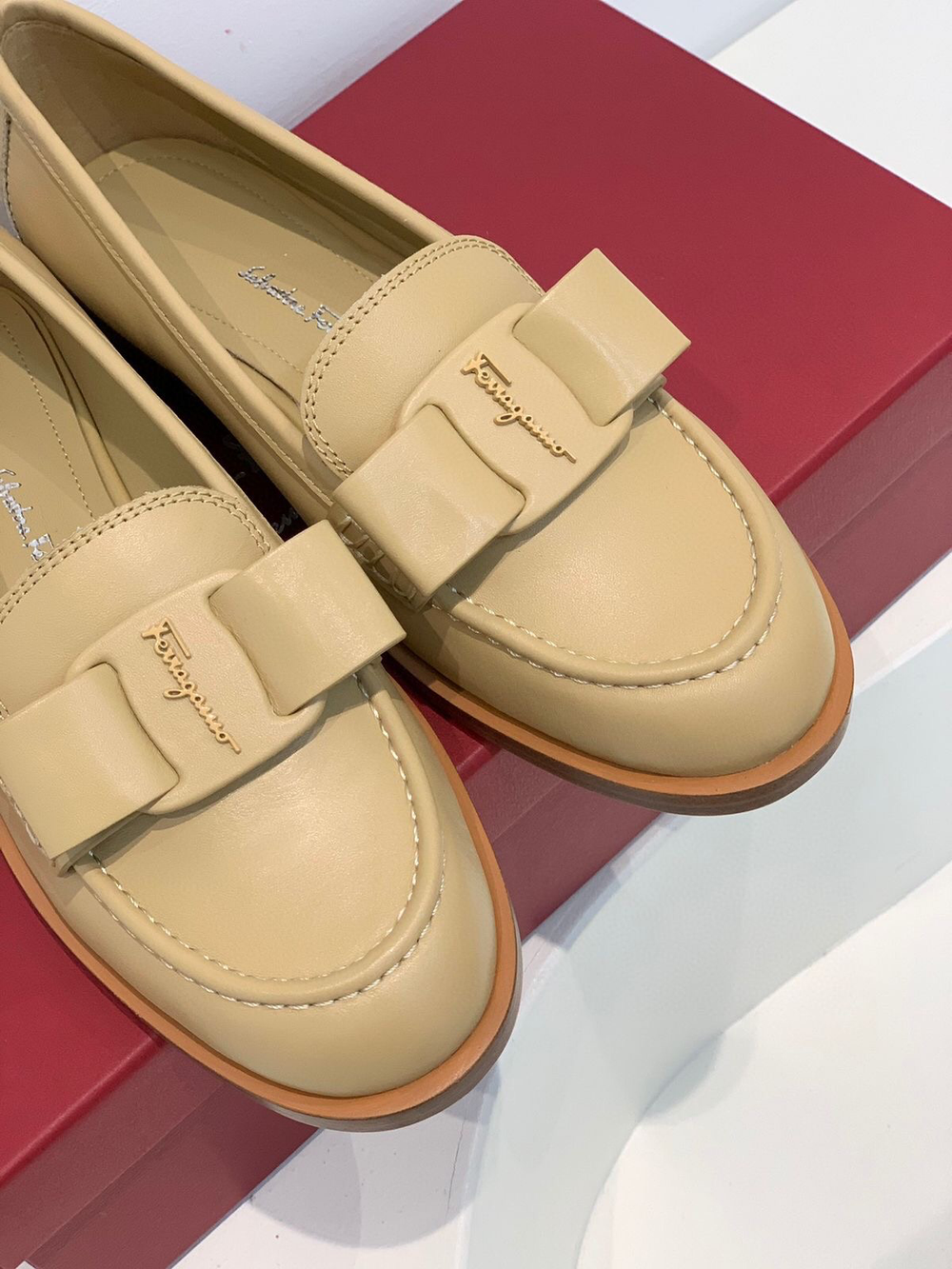 Лоферы Salvatore Ferragamo