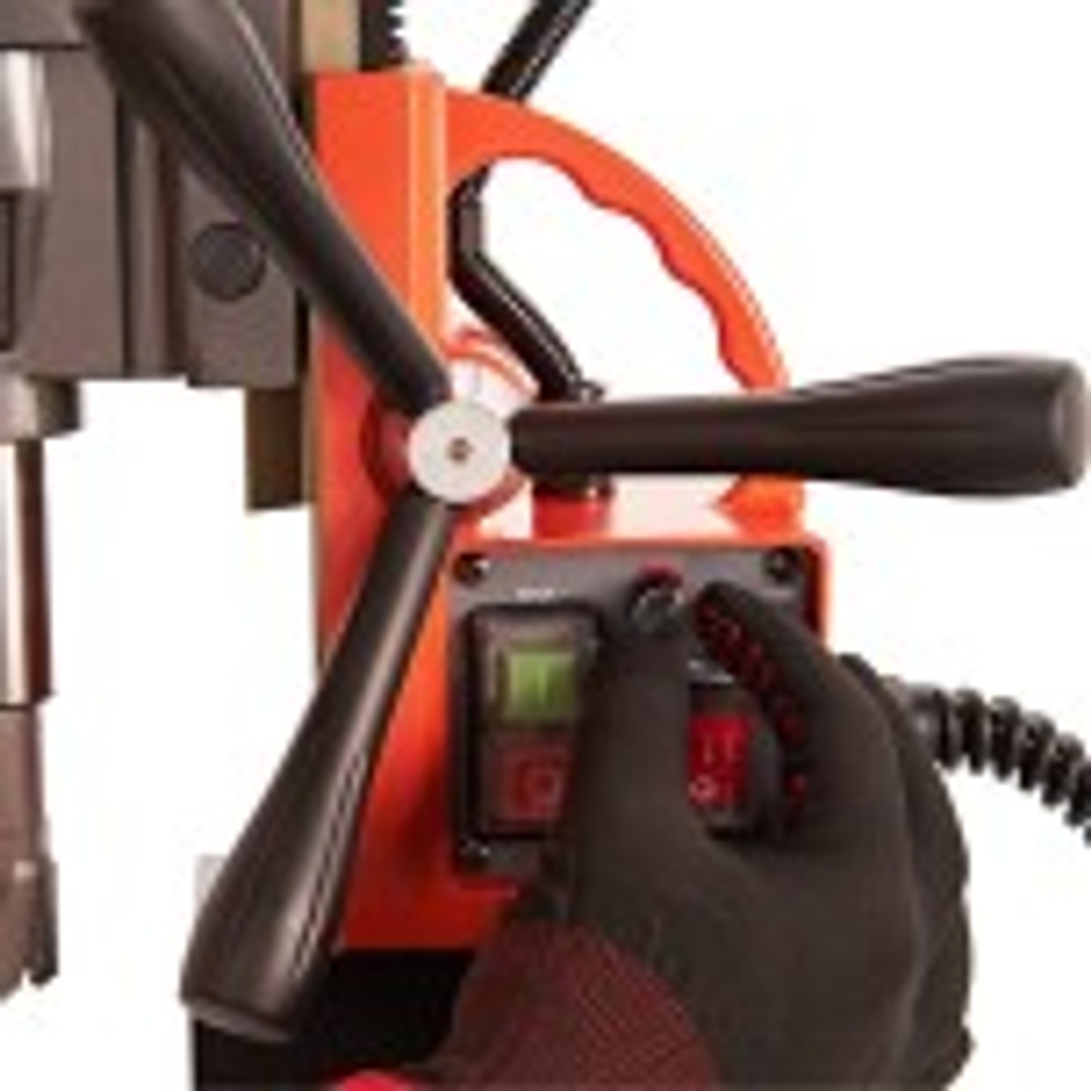 Станок сверлильный на магнитной подошве AT-S SU-30