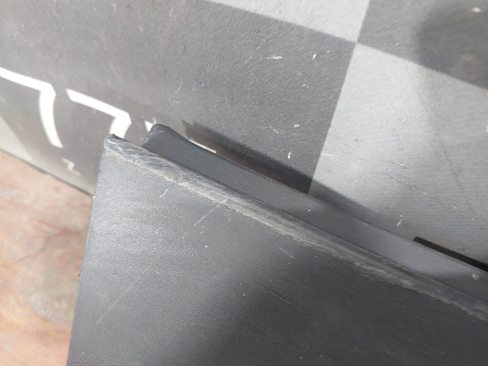 Накладка порога правого Kia Seltos 19-нв Б/У Оригинал 87752Q5000