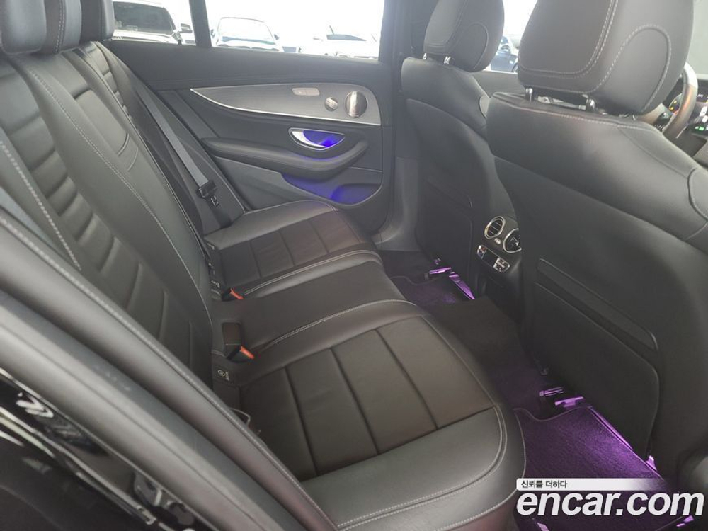 Mercedes-Benz E-Class W213 E350 4MATIC AMG Line (04.2022)