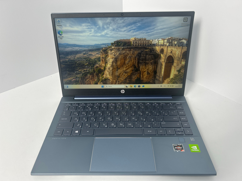 Ноутбук HP Pavilion 14-ec0002ur (491U8EA) 14"/AMD Ryzen 5 5500U/RAM 8 GB/SSD 512 GB/GF MX450 2G/1920x1080/IPS/Windows 10/Подсветка кл-ры:LED/синий. Состояние: B2
