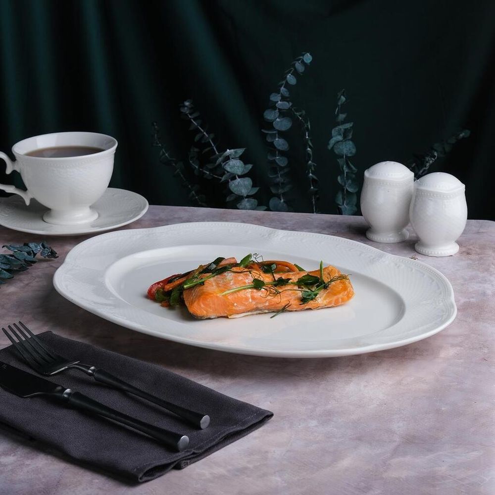 Блюдо овальное 36*27 см h2,8 см Aristocrat Noble [1]