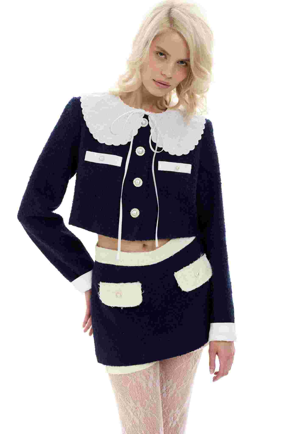 Воротник с бисером