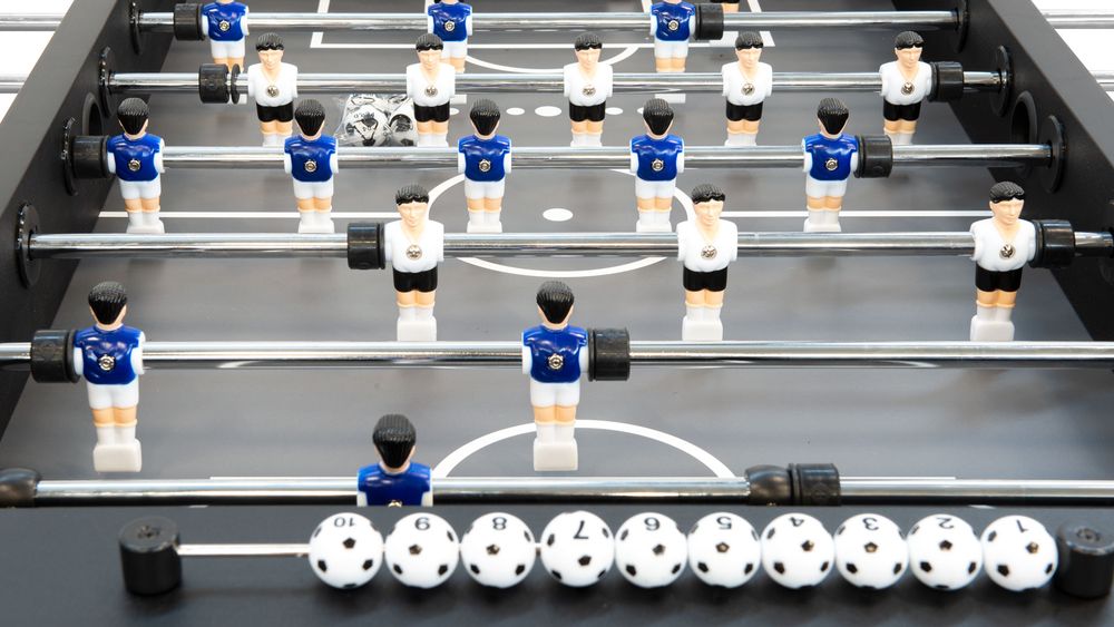 Игровой стол - футбол "Roma 9" (цветной)