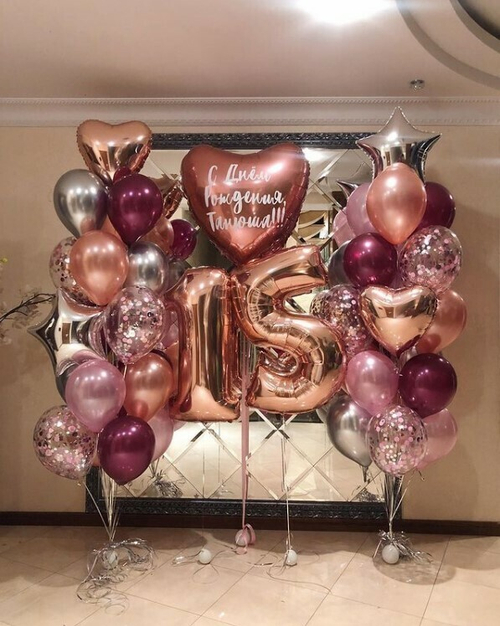 Композиция из шаров «Розовое золото» на 15 лет