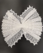 Оренбургский пуховый палантин П2-12040-02 экрю