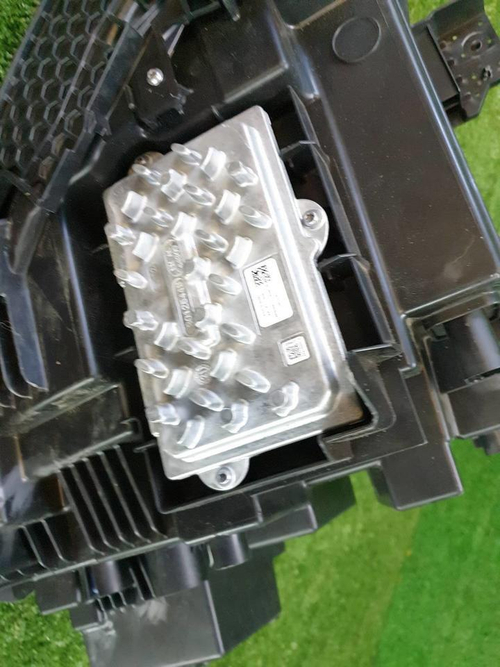 Фара правая Geely Tugella (2019-н.в.) LED