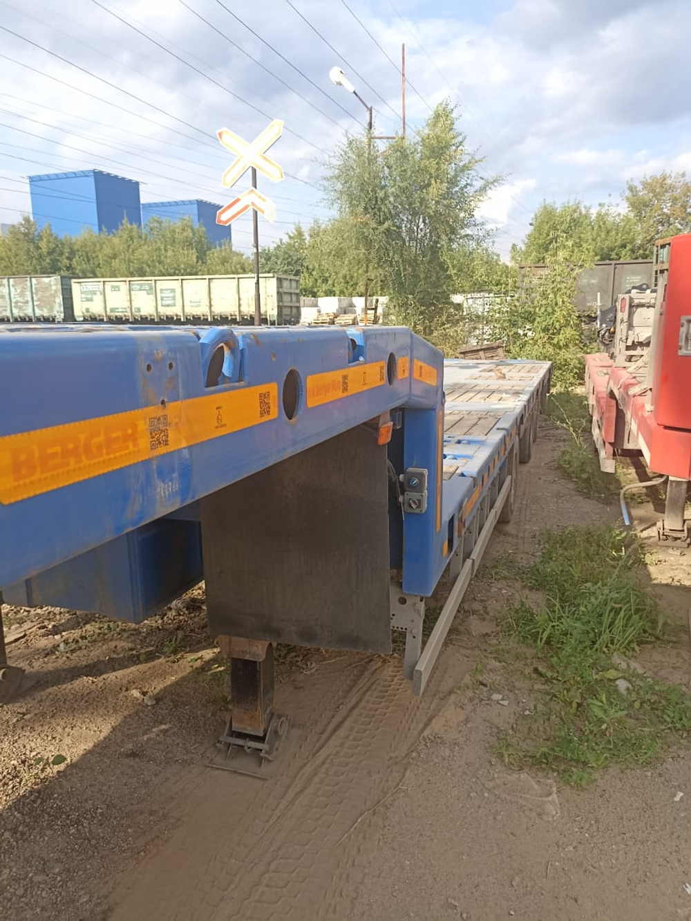 БЕРГЕР 9854* Полуприцеп тяжеловоз 4 оси 9854-0000050-05 (Раздвижной)