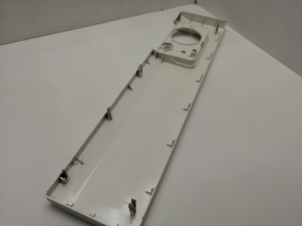 WD-10160N кт122 Декоративная нижняя панель для стиральной машины LG 3550ER1014 б/у
