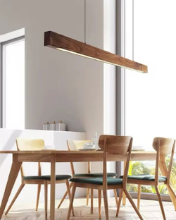 Продолговатые деревянные люстры в двух оттенках