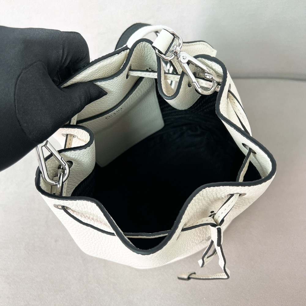 Prada Bag 25 cm