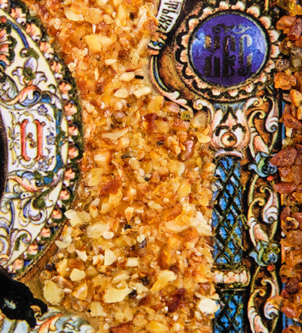 AMB-52/ 1 Икона «Господь Вседержитель» (с янтарной крошкой) дер.рамка 30х40