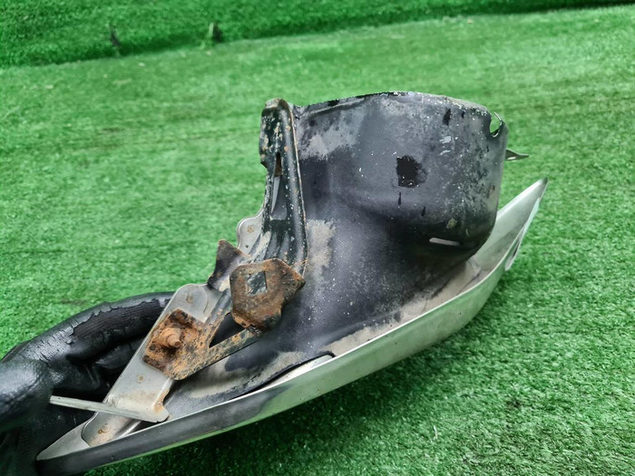 Насадка глушителя левая Lexus RX 4 (2015-2019)