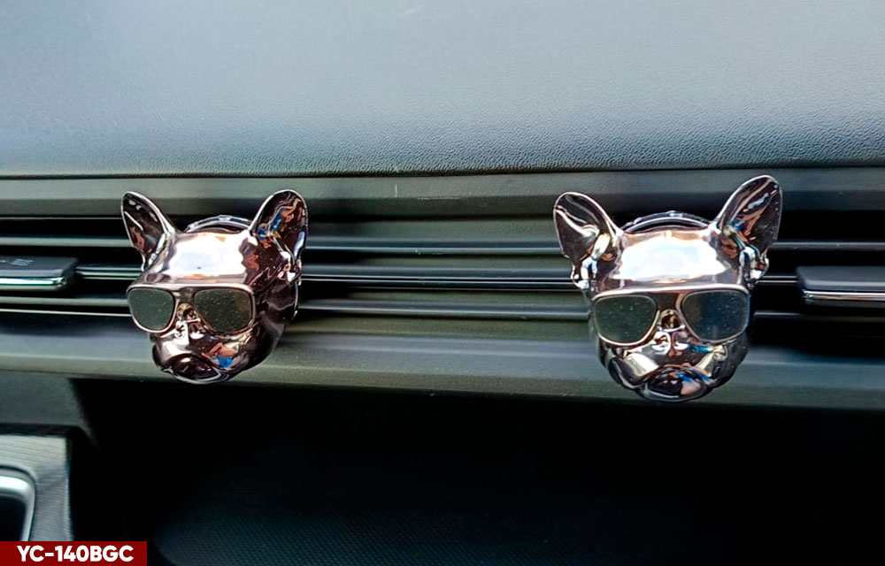 Ароматизатор-игрушка -на обдув- Собачки Бульдог - YC-140BGC Bright gun color