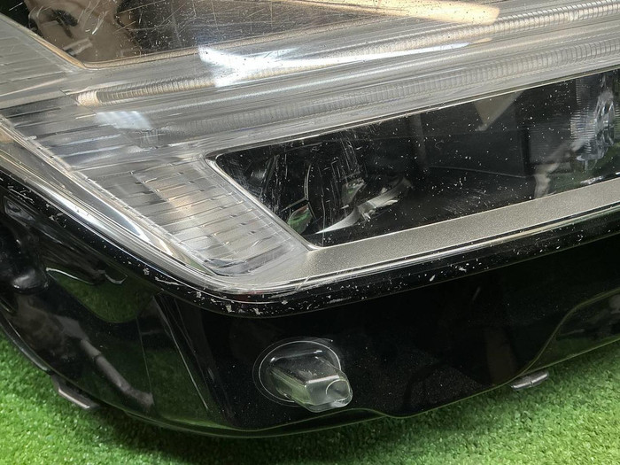 Фара правая Volvo XC90 2 (2014-2019) LED