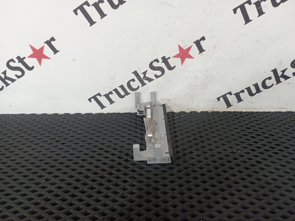 Фонарь вещевого отделения 2020г.