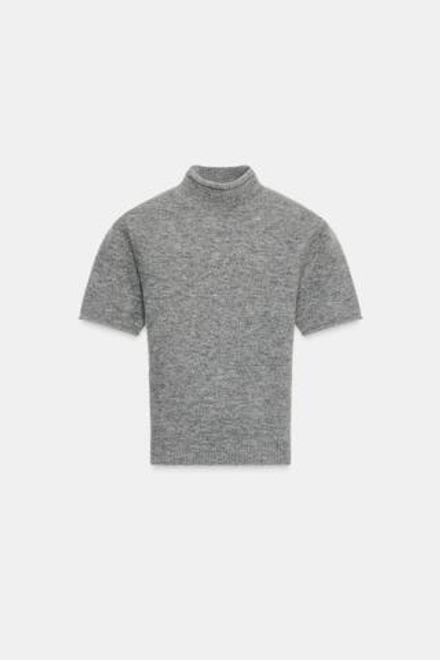 ZARA МЯГКИЙ СВИТЕР С КОРОТКИМИ РУКАВАМИ, СВЕТЛО-СЕРЫЙ