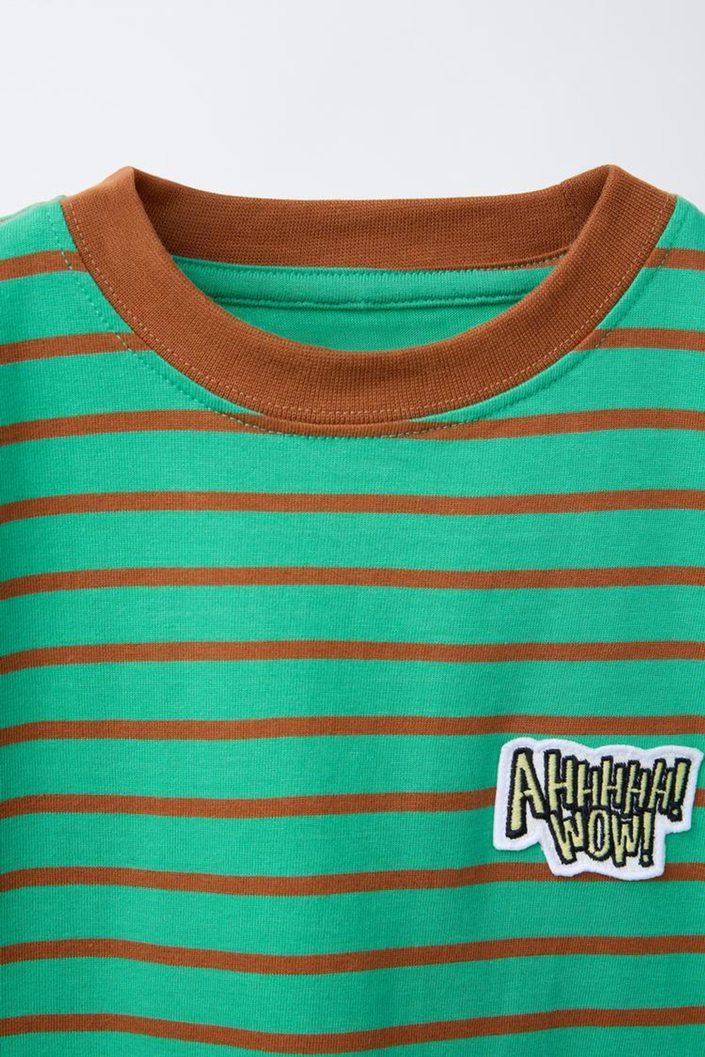 ZARA ФУТБОЛКА В ПОЛОСКУ С ВЫШИВКОЙ, ЗЕЛЕНЫЙ