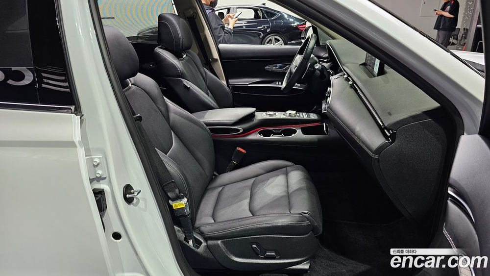 Genesis GV70 2.5T Бензин AWD (09.2021)