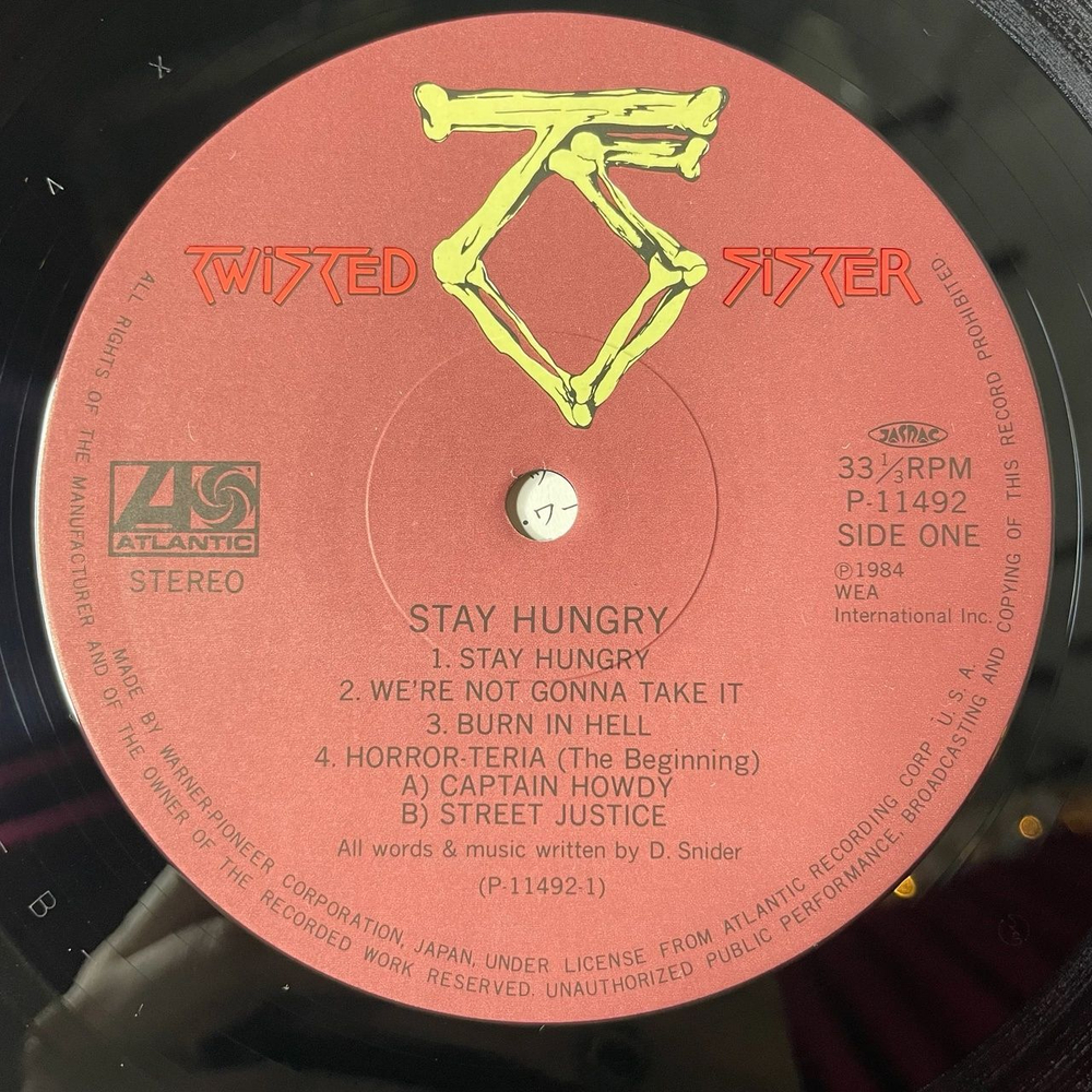 Винтажная виниловая пластинка LP Twisted Sister Stay Hungry (Japan 1984) (No Obi)
