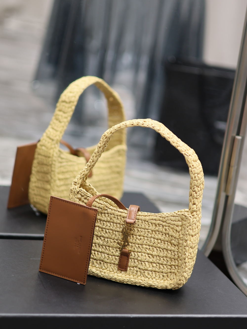 Saint Laurent LE 5 A 7 19 cm