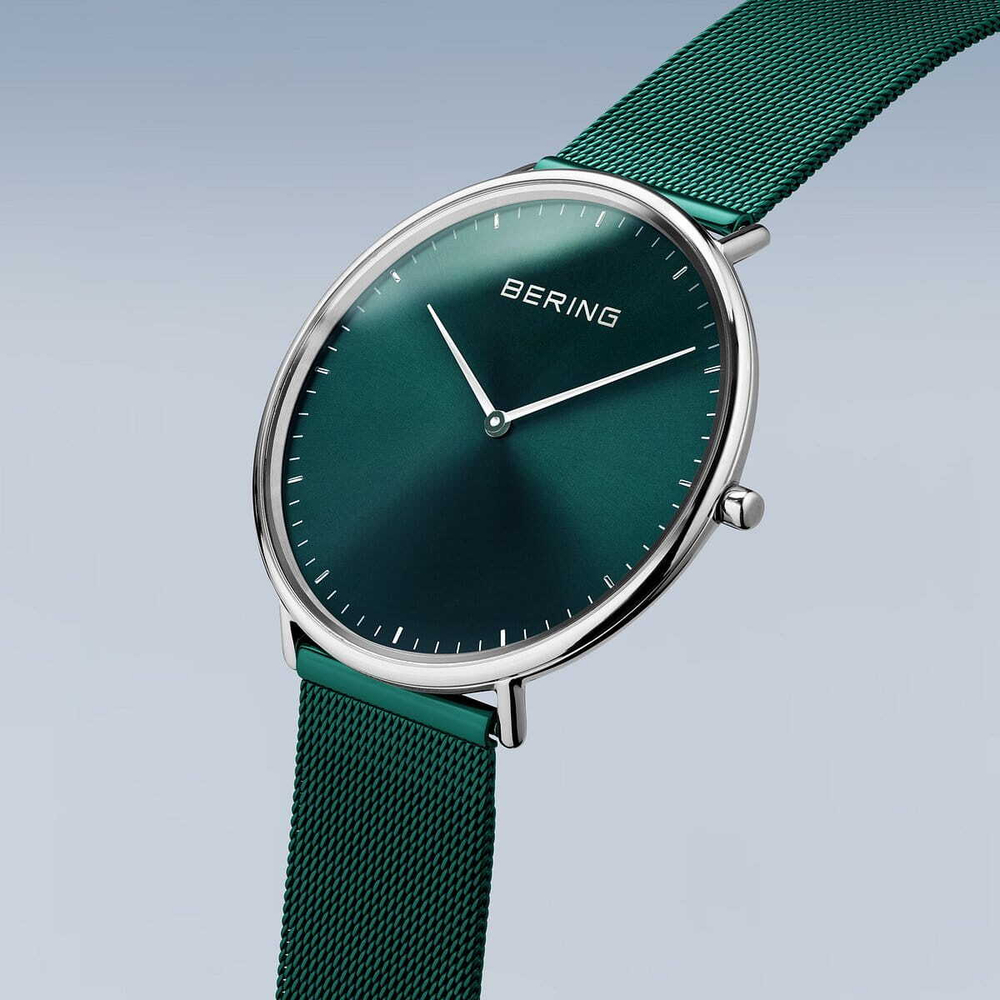Наручные часы Bering 15739-808