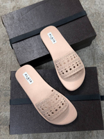 Шлепанцы Alaia