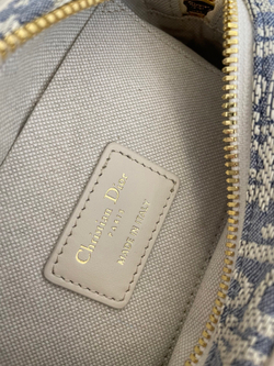 Christian Dior D-Vibe East-West Nano Bag 20 cm