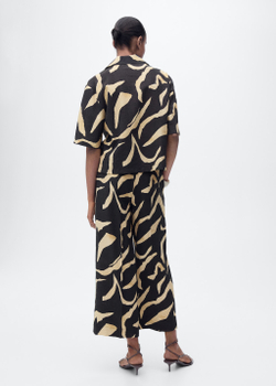 Прямые брюки с принтом и ремнем