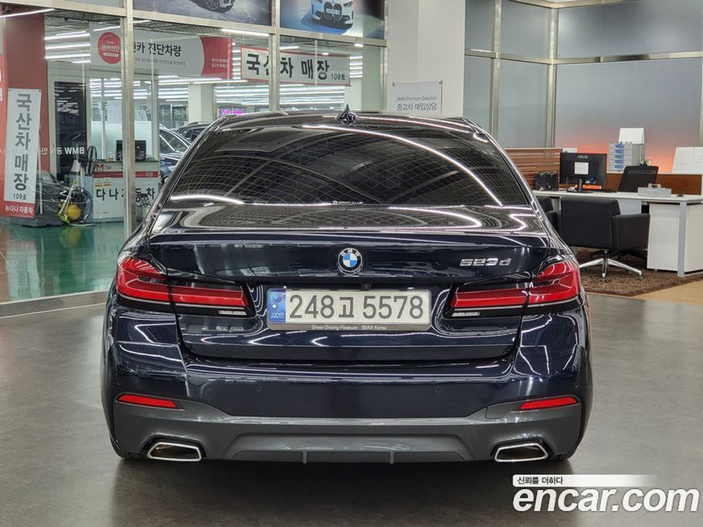 BMW 5 Series (G30) 523d M Sports (01.2021)