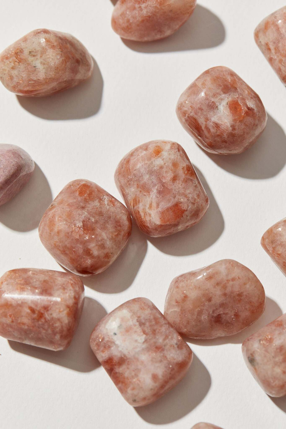 Солнечный камень галтовка