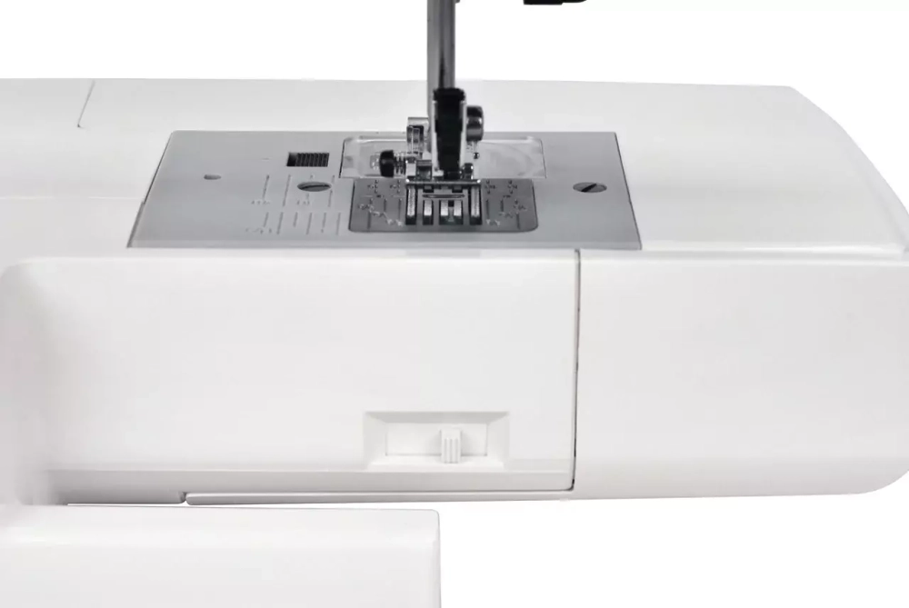 Компьютерная швейная машина Janome DC3900