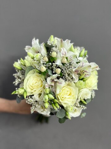 Букет невесты и бутоньерка