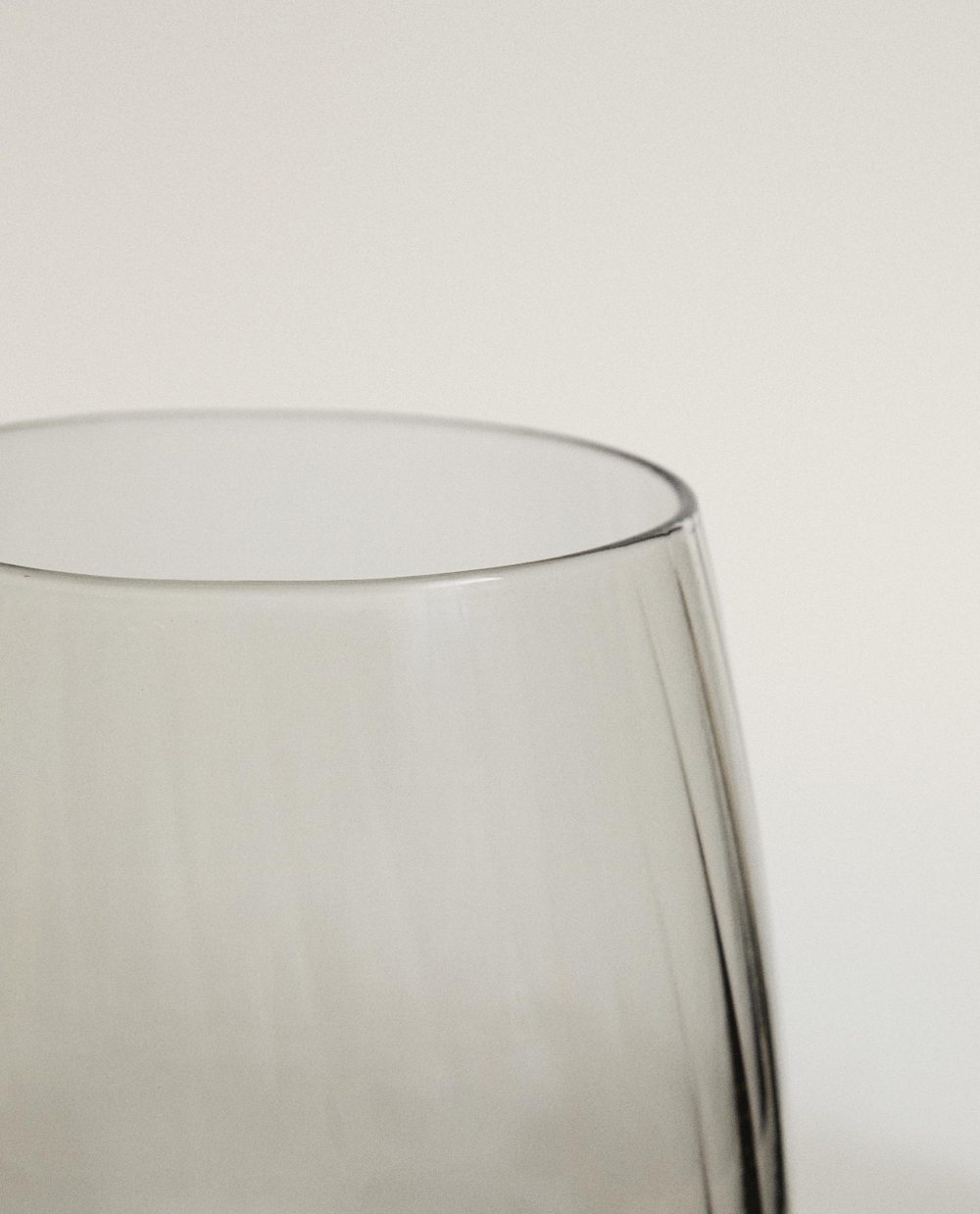 Zara Home стакан из стекла, цвет серый, 9 см